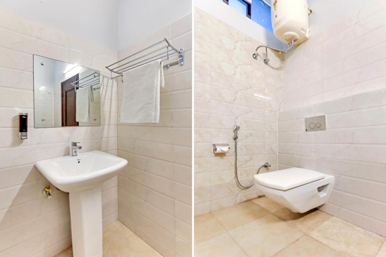 Oyo Home 64106 Comfortable Stay New Delhi Exteriör bild